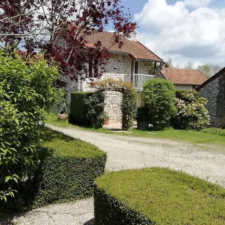 Gite Du Mont De Transet Thauron Exterior foto